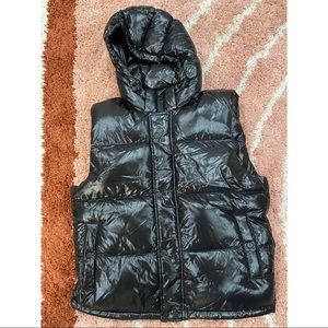 Aritzia Mr. Superpuff Vest